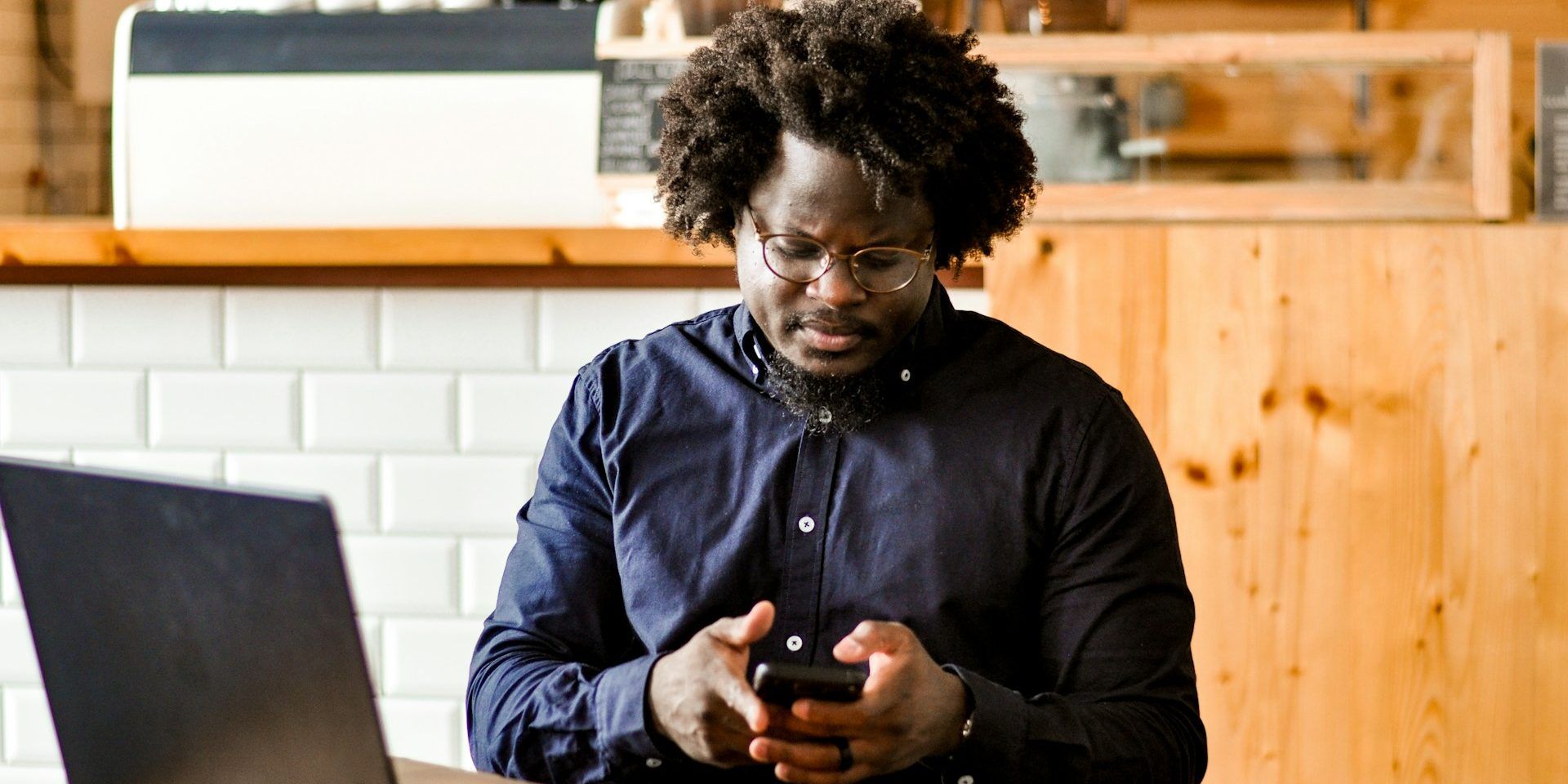 Unlocking the Benefits of Cloud Computing for Your Business Unlocking the Benefits of Cloud Computing for Your Business